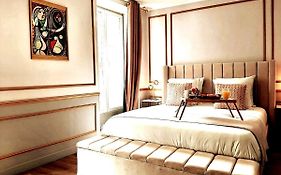 Da Vinci Apartment Paris Montmartre AirCon